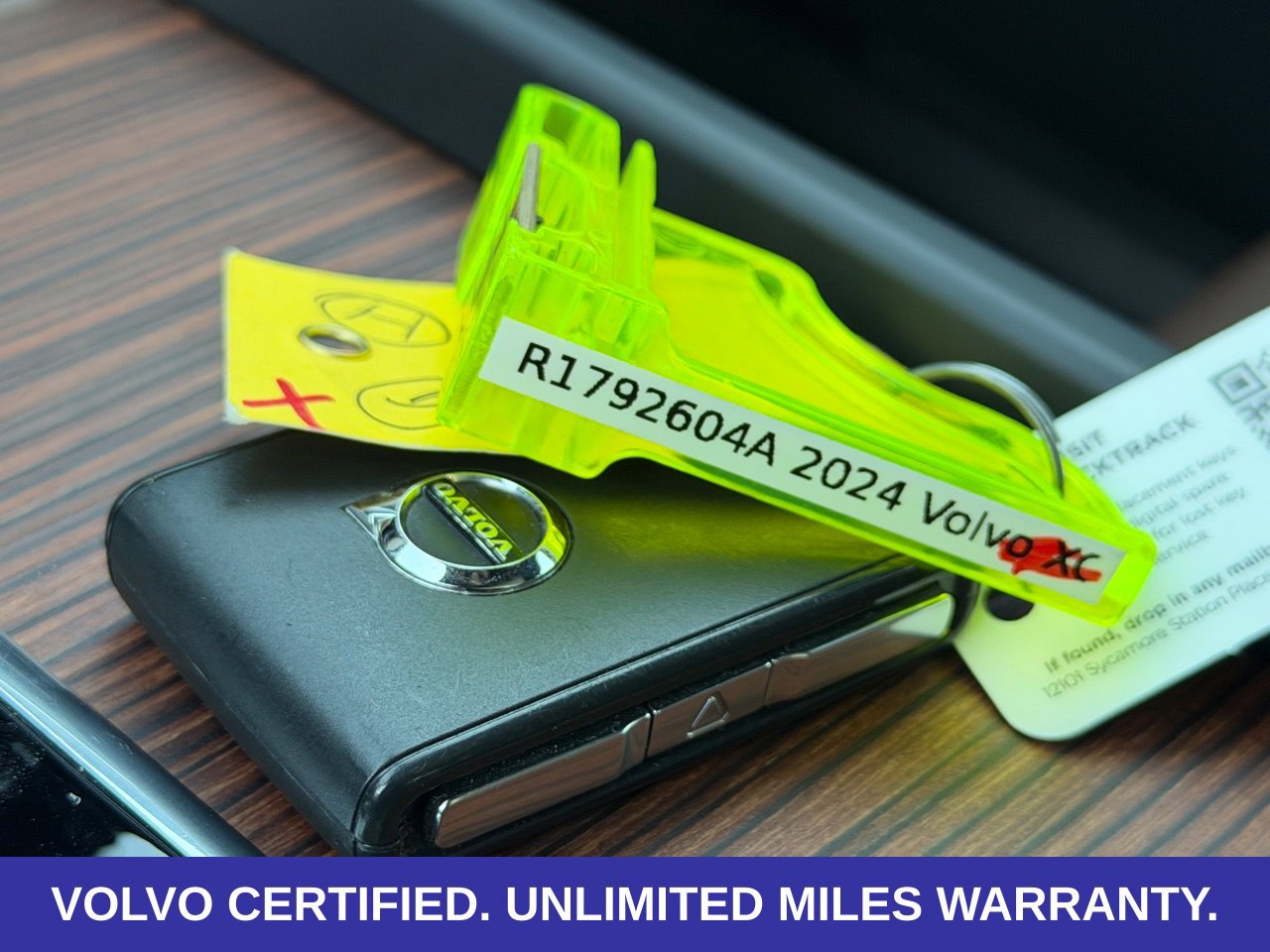 Certified 2024 Volvo XC60 T8 Plus w/ Protection Package Premier AWD/4WD image 37