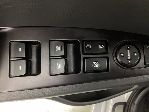 Used 2019 Hyundai Ioniq Limited image 37