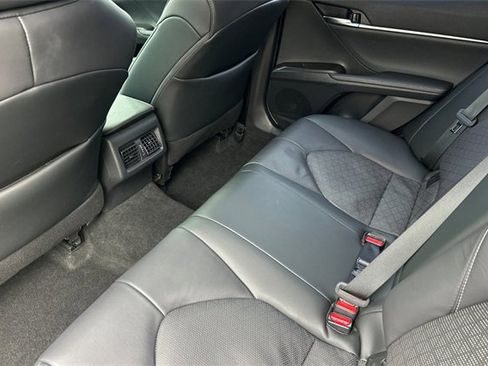 Used 2021 Toyota Camry XSE image 12