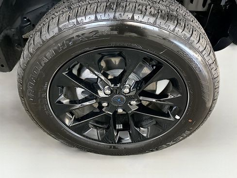 Used 2025 Jeep Wrangler Sahara w/ Safety Group image 11