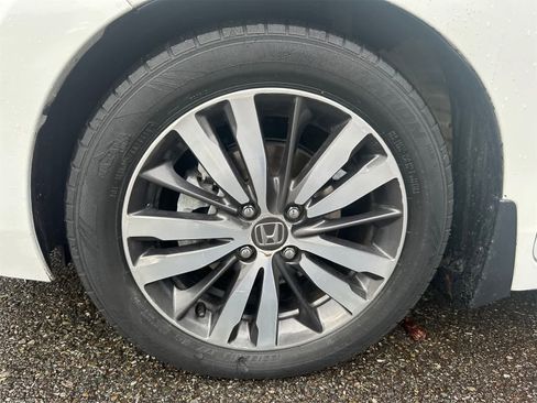 Used 2015 Honda Fit EX image 8