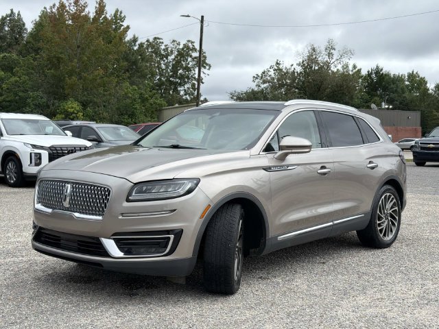 Used 2019 Lincoln Nautilus Reserve w/ Driver Assistance Package FWD image 15