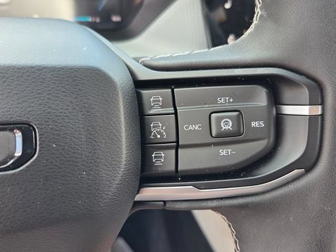 Used 2026 Jeep Cherokee Limited AWD/4WD image 26