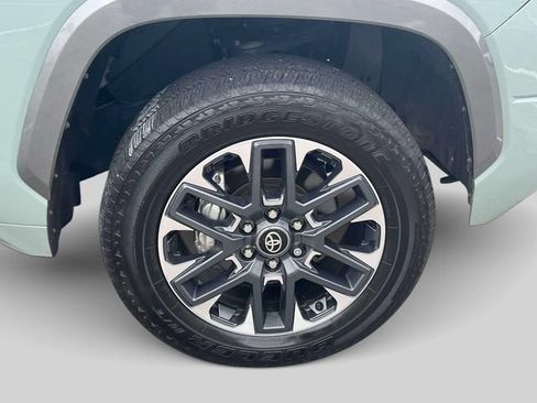 Certified 2025 Toyota Tundra Limited AWD/4WD image 13