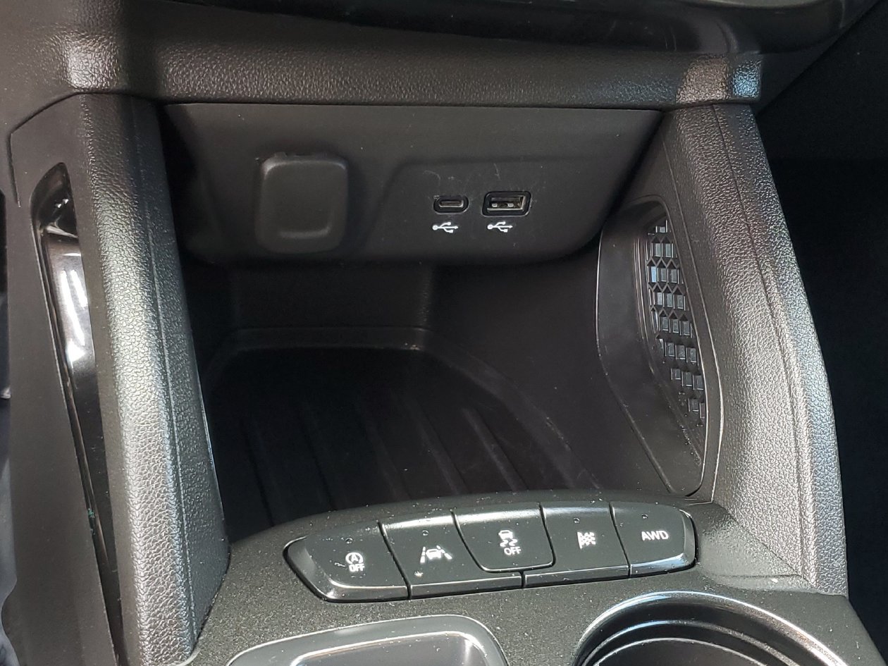 Used 2025 Chevrolet TrailBlazer LT AWD/4WD image 22