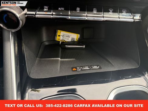 Used 2024 Chevrolet Traverse LT image 27