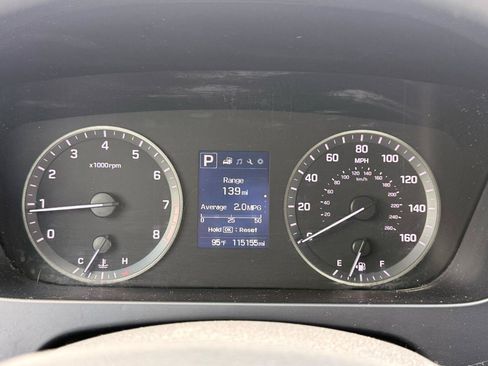Used 2017 Hyundai Sonata SE FWD image 11