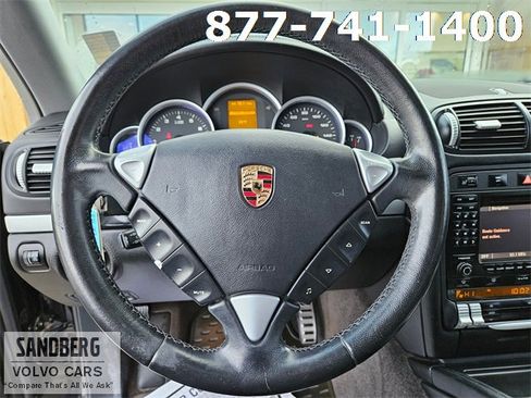 Used 2005 Porsche Cayenne S image 19