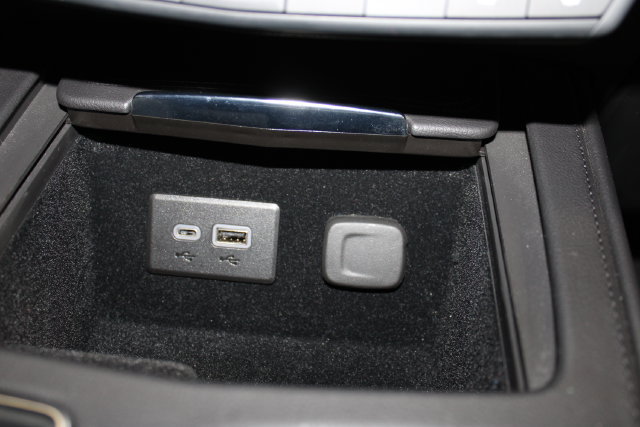 Used 2024 Cadillac XT4 Sport FWD image 19