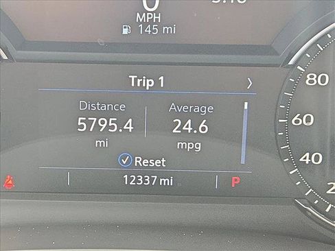 Used 2025 Cadillac XT5 Luxury FWD image 11