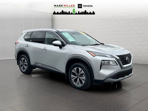 Used 2021 Nissan Rogue SV image 7