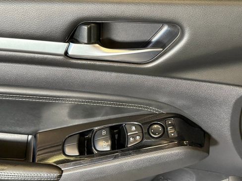 Used 2020 Nissan Altima 2.5 SL image 18