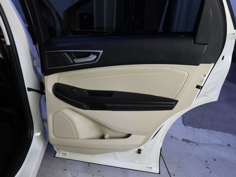 Used 2021 Ford Edge Titanium w/ Class II Trailer Tow Package image 32