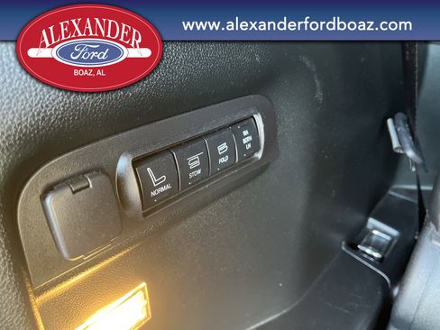 Used 2019 Ford Explorer Limited w/ Class III Trailer Tow Package image 29