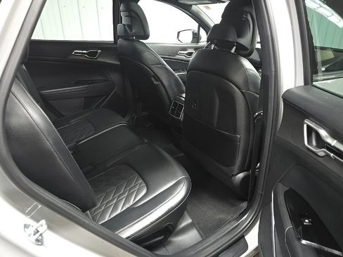 Used 2023 Kia Sportage X-Line w/ X-Line Premium Package AWD/4WD image 18