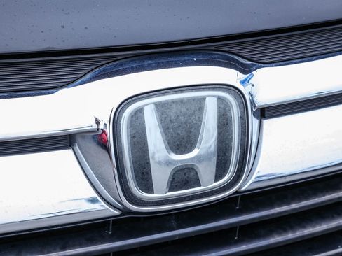 Used 2019 Honda Odyssey Touring image 16