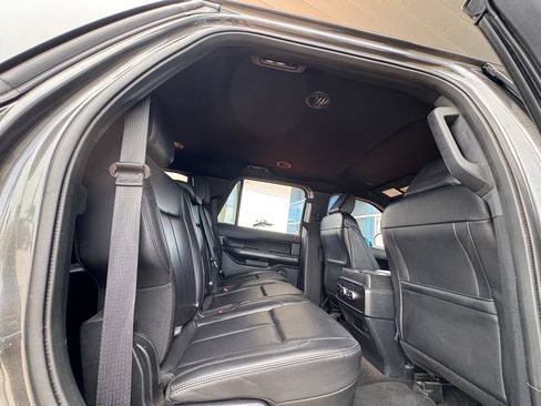 Used 2021 Ford Expedition XLT AWD/4WD image 30