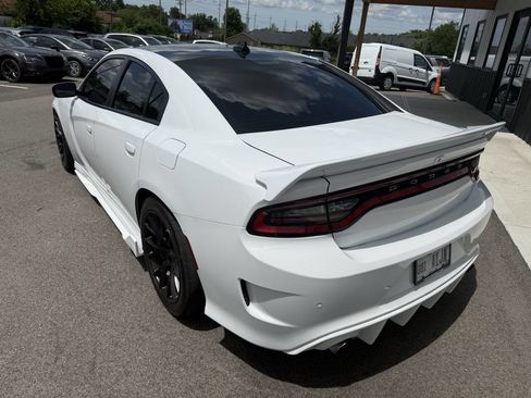 Used 2016 Dodge Charger SRT Hellcat w/ Harman/Kardon Audio Group RWD image 9