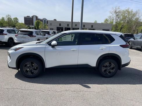 New 2026 Nissan Rogue SV FWD image 6