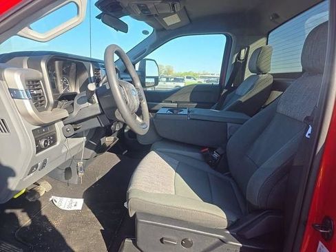 Used 2024 Ford F450 XLT w/ XLT Value Package AWD/4WD image 2