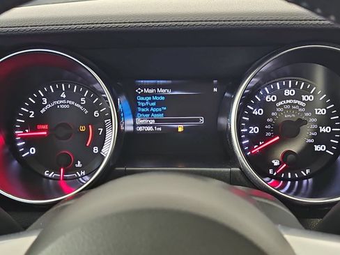 Used 2020 Ford Mustang Coupe RWD image 16