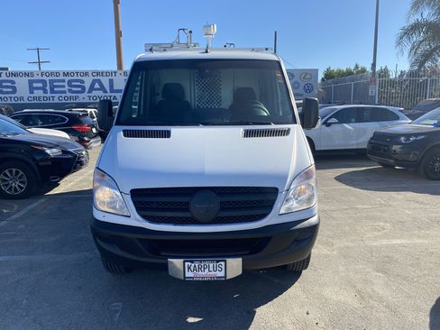 Used 2012 Mercedes-Benz Sprinter 2500 w/ Additional Battery Pkg image 3