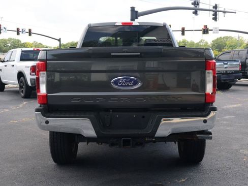 Used 2017 Ford F350 Lariat w/ Lariat Ultimate Package AWD/4WD image 4