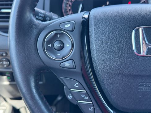 Used 2017 Honda Ridgeline Black Edition image 22