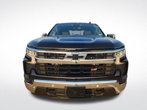 Used 2025 Chevrolet Silverado 1500 LT w/ Texas Edition Plus image 2