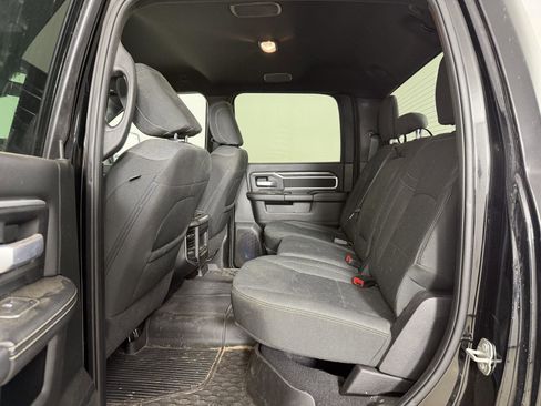 Used 2024 RAM 3500 Big Horn w/ Sport Appearance Package image 16