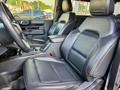 Used 2024 Ford Bronco Badlands AWD/4WD image 11