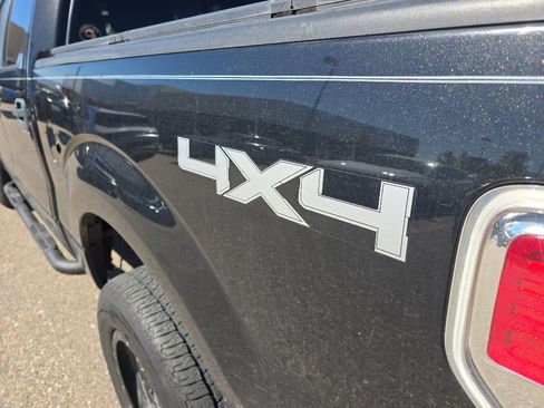 Used 2013 Ford F150 XLT w/ Mid Equipment Group image 10