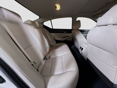 Used 2019 Nissan Altima 2.5 SL FWD image 27