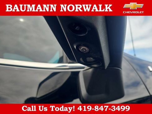 Used 2021 Chevrolet Silverado 1500 High Country w/ Technology Package AWD/4WD image 23