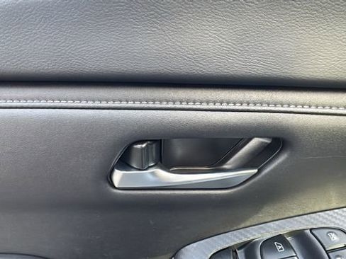 Used 2024 Nissan Sentra SV image 9