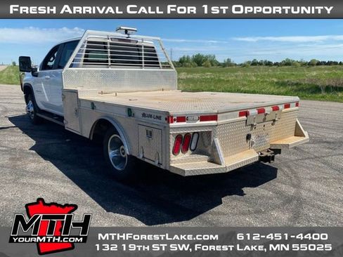 Used 2021 Chevrolet Silverado 3500 LT w/ Convenience Package AWD/4WD image 6