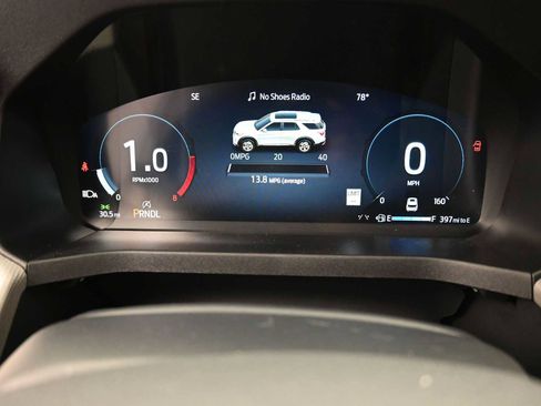 Used 2025 Ford Explorer Active w/ Active Comfort Package image 21