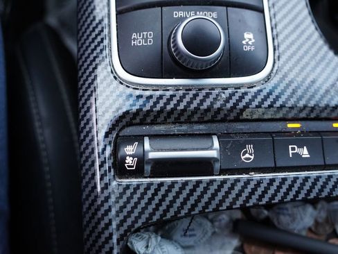 Certified 2019 Kia Stinger GT2 image 8