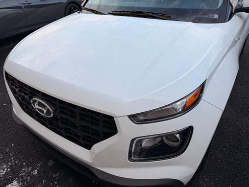 New 2026 Hyundai Venue SE image 27