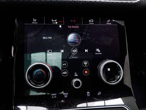 Used 2020 Land Rover Range Rover Velar R-Dynamic S AWD/4WD image 24