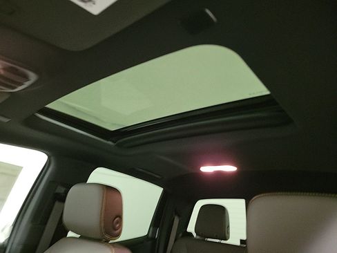 New 2026 Chevrolet Colorado ZR2 w/ LPO, Utility Wall Package image 14