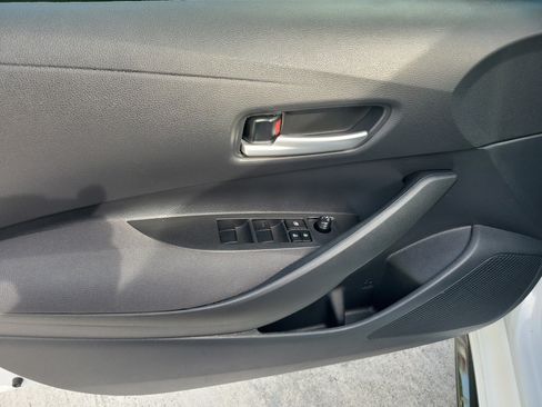 Certified 2026 Toyota Corolla SE FWD image 20