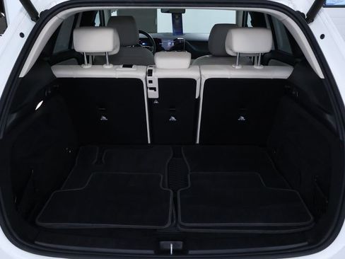 Used 2021 Mercedes-Benz GLA 250 4MATIC w/ Premium Package image 19