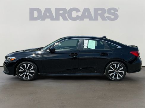 Used 2023 Honda Civic EX image 4