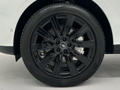 Used 2025 Land Rover Range Rover SE AWD/4WD image 9