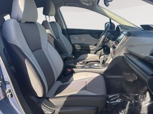 Used 2019 Subaru Crosstrek 2.0i Premium AWD/4WD image 11