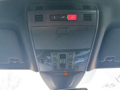 Used 2022 Volkswagen Arteon SEL image 23