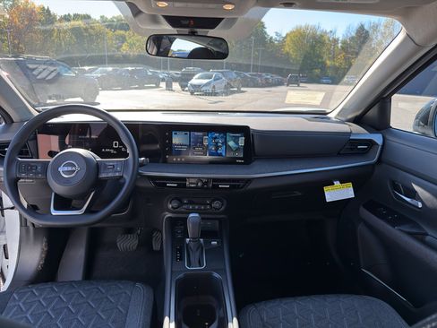 New 2026 Nissan Kicks SV w/ Cold Weather Package image 28