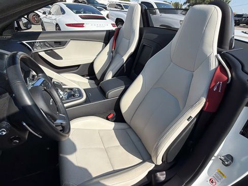 Used 2021 Jaguar F-TYPE Convertible RWD image 7