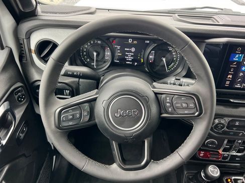 Used 2025 Jeep Wrangler Unlimited Sport S 4xe AWD/4WD image 14